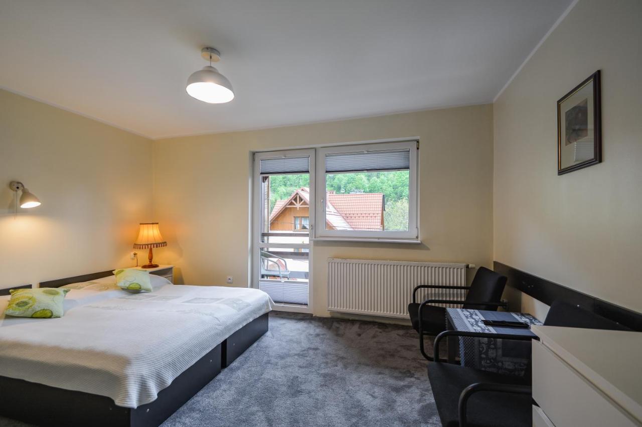 Dom "Pod Gorkami" Apartment Szczawnica Exterior photo